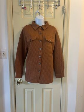 Quilted Button-Front Utility Jacket in Brown